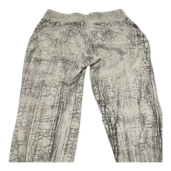 Lululemon Warm Down Jogger Women's 10 White Comfy Loungewear Casual Athleisure - Picture 11 of 13